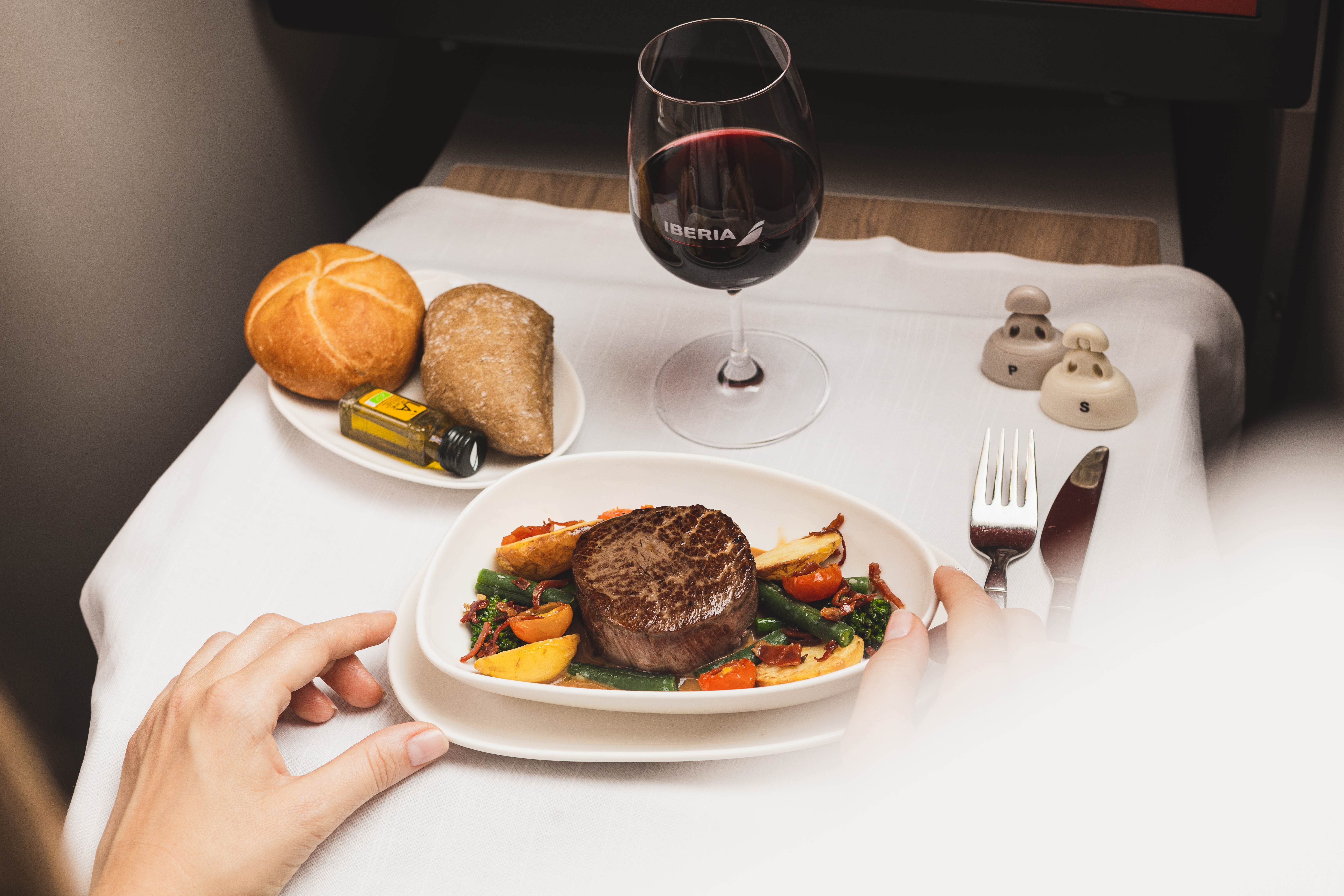 Iberia business class meal service 2